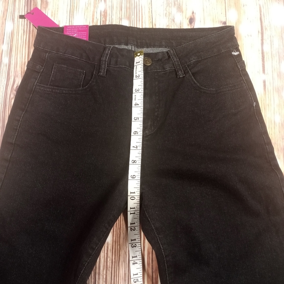 NWT HIGH RISE TENGFU BLACK FLARED LEG JEANS SIZE 6 - Picture 9 of 14
